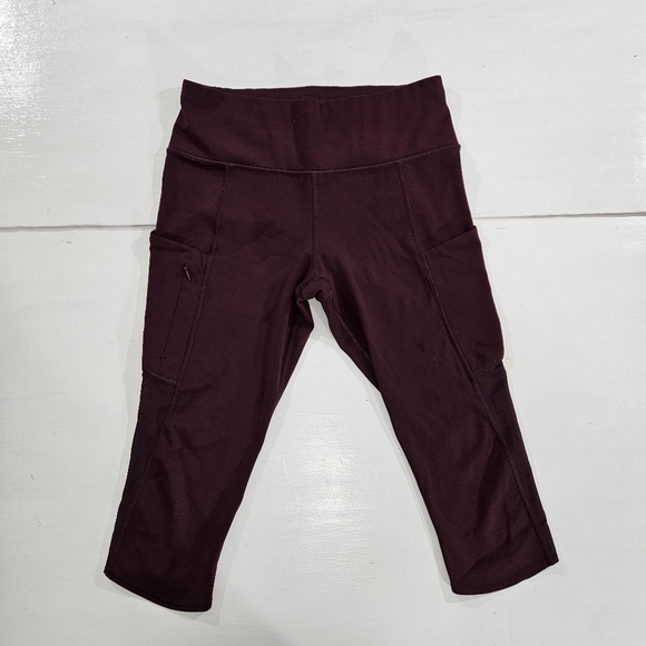 Athleta maroon capri leggings women's size medium - Picture 2 of 12